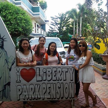 Liberty Park Pension プエルト・プリンセサ エクステリア 写真